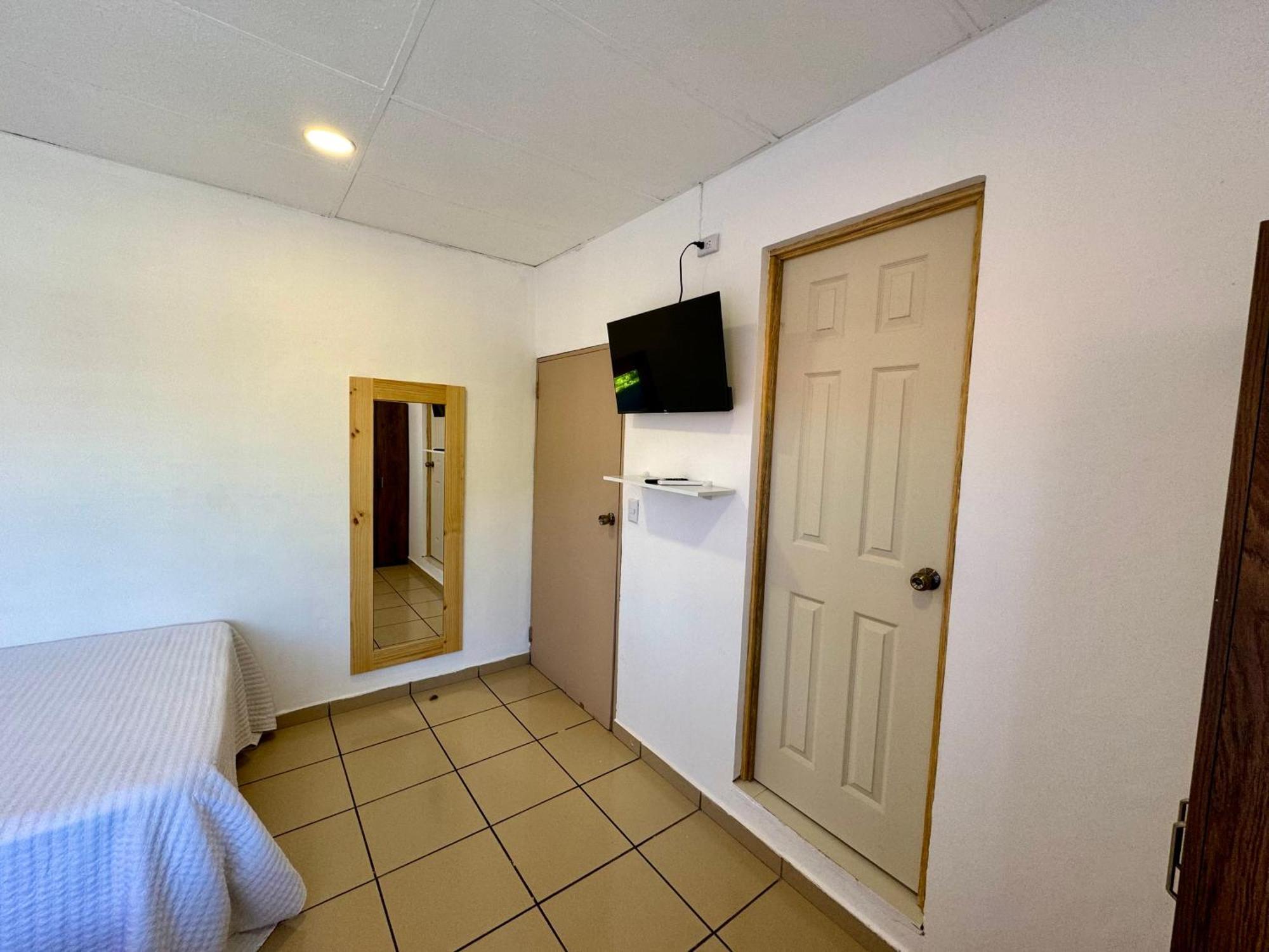 Casa Serena B&B Santa Tecla Zewnętrze zdjęcie